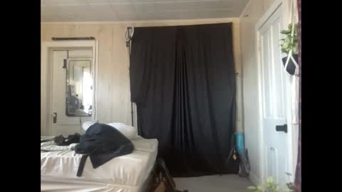 Pantiesofthefae online show from 22, 2, 2025