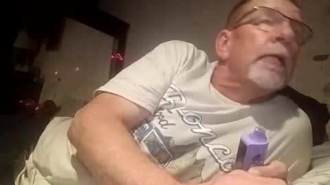 Snapshot of pantyfun32 chatting on 25, 10, 2025 a online show from 25, 10, 2025