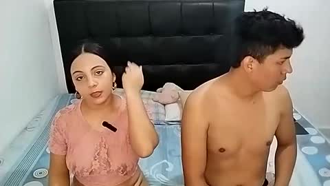 Paola 23 and Andres 25 online show from 15, 2, 2025