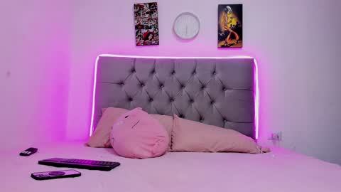 paola online show from 22, 12, 2024