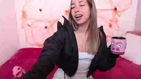 Paola online show from 15, 10, 2025