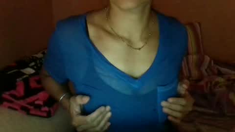 Snapshot of paolamz10 chatting on 8, 11, 2025 paolamz10 online show from 8, 11, 2025