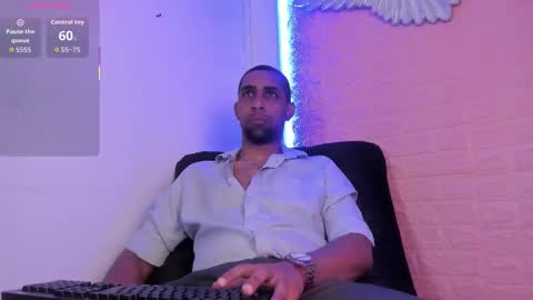 Snapshot of paolo_johnson chatting on 4, 12, 2025 Paolo online show from 4, 12, 2025