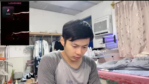 Snapshot of paopaotang61 chatting on 18, 10, 2025 paopaotang61 online show from 18, 10, 2025