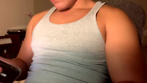 Snapshot of papi_ricoxo chatting on 12, 10, 2025 papi_ricoxo online show from 12, 10, 2025