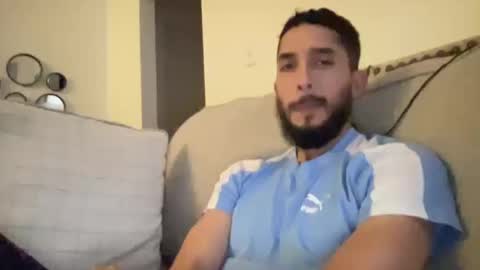 papicubano_guapo23cm online show from 17, 10, 2025