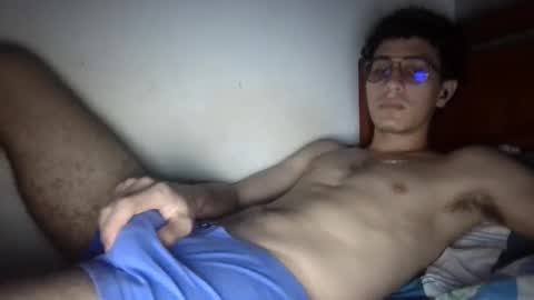 Snapshot of papiniko00 chatting on 4, 10, 2025 nicolas online show from 4, 10, 2025