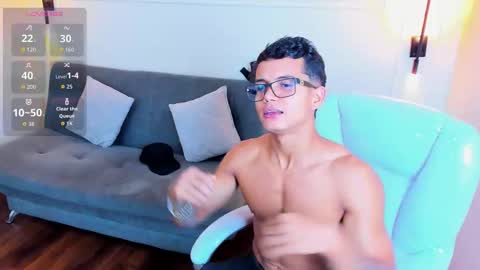 Snapshot of paradise_boy_s chatting on 28, 10, 2025 Ryan And Casper online show from 28, 10, 2025