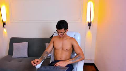 Ryan And Casper online show from 10, 4, 2026