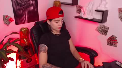 Paris D angelo online show from 26, 12, 2024