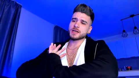 Paris online show from 6, 1, 2025