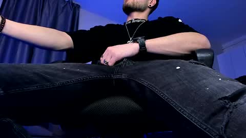 Paris online show from 9, 2, 2025