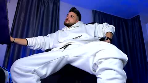 Paris online show from 7, 10, 2025