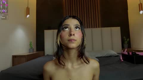 PARIS online show from 19, 2, 2025