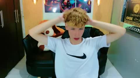 park_jimin1 online show from 17, 9, 2025