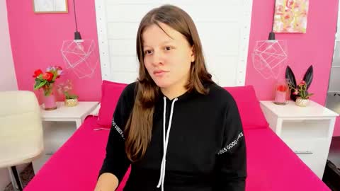 Snapshot of parker_mia02 chatting on 24, 11, 2025 parker_mia02 online show from 24, 11, 2025