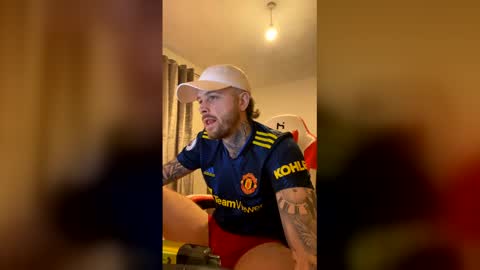 parkertom525 online show from 8, 4, 2026