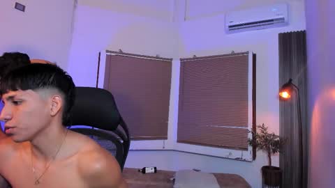 Snapshot of party_guyssex chatting on 9, 10, 2025 liampacoyosh and erick online show from 9, 10, 2025