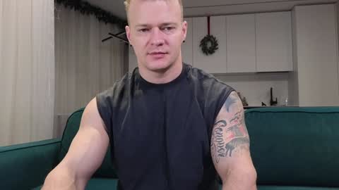 Snapshot of pashka_x chatting on 4, 1, 2025 Pashka online show from 4, 1, 2025