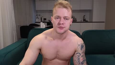 Snapshot of pashka_x chatting on 9, 1, 2025 Pashka online show from 9, 1, 2025