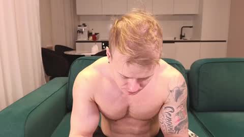 Snapshot of pashka_x chatting on 22, 1, 2025 Pashka online show from 22, 1, 2025