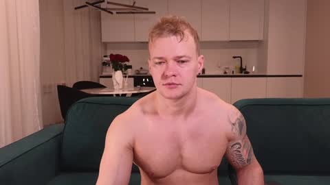 Snapshot of pashka_x chatting on 3, 2, 2025 Pashka online show from 3, 2, 2025