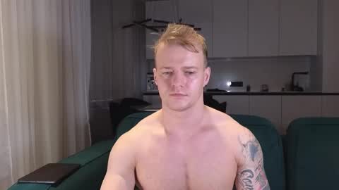 Snapshot of pashka_x chatting on 9, 2, 2025 Pashka online show from 9, 2, 2025