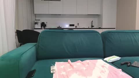 Snapshot of pashka_x chatting on 4, 3, 2025 Pashka online show from 4, 3, 2025