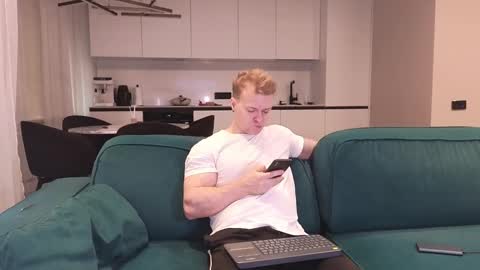 Snapshot of pashka_x chatting on 11, 3, 2025 Pashka online show from 11, 3, 2025