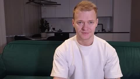 Snapshot of pashka_x chatting on 27, 9, 2025 Pashka online show from 27, 9, 2025