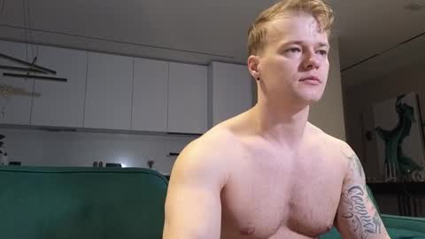 Snapshot of pashka_x chatting on 29, 9, 2025 Pashka online show from 29, 9, 2025