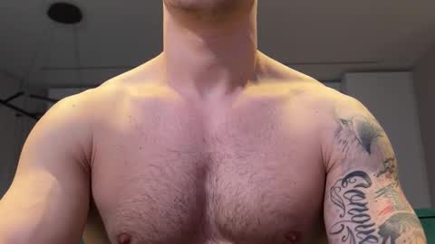 Snapshot of pashka_x chatting on 22, 11, 2025 Pashka online show from 22, 11, 2025