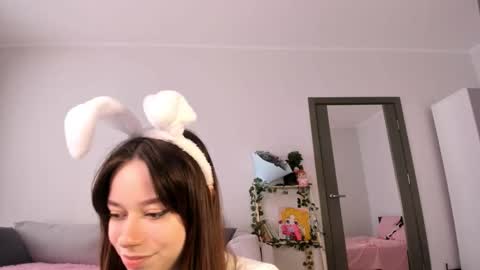 Bella online show from 18, 10, 2025