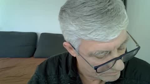 patrick5275 online show from 4, 2, 2025