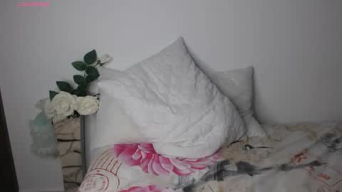 Snapshot of pau_heart chatting on 5, 10, 2025 Paulina        online show from 5, 10, 2025