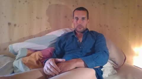 Snapshot of paueriwan chatting on 15, 9, 2025 paueriwan online show from 15, 9, 2025