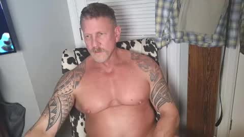 Snapshot of paul_longcut chatting on 24, 2, 2026 Paul Roland online show from 24, 2, 2026