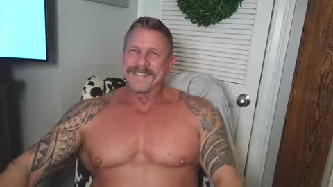 Snapshot of paul_longcut chatting on 26, 3, 2026 Paul Roland online show from 26, 3, 2026