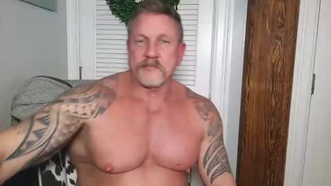 Snapshot of paul_longcut chatting on 2, 4, 2026 Paul Roland online show from 2, 4, 2026