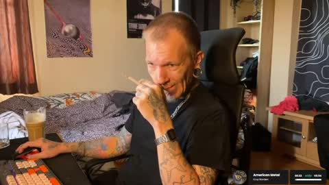 Snapshot of paul_razor chatting on 7, 4, 2026 Paul online show from 7, 4, 2026