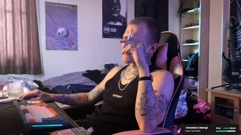 Snapshot of paul_razor chatting on 10, 4, 2026 Paul online show from 10, 4, 2026