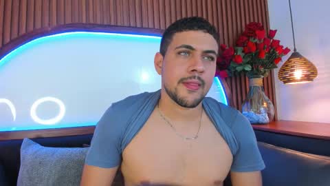 Snapshot of paul_rivera chatting on 4, 2, 2026 Paul Rivera online show from 4, 2, 2026