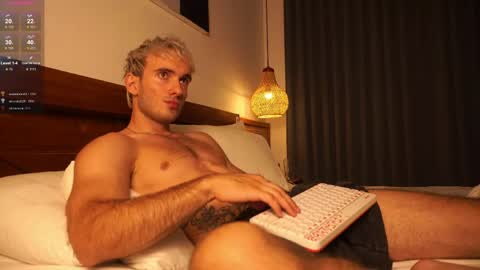 Snapshot of paul_rubini chatting on 7, 6, 2026 Paul online show from 7, 6, 2026