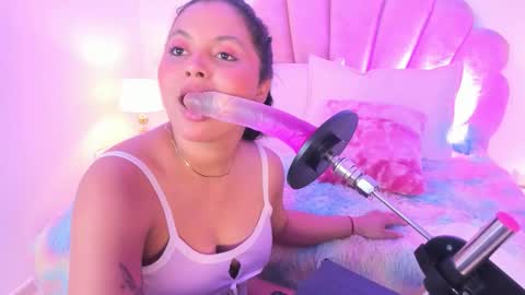 Paula   online show from 23, 3, 2026