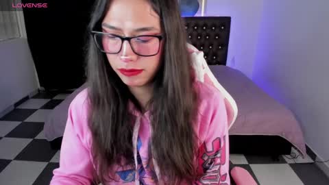 CALL ME PAULA  online show from 5, 1, 2025