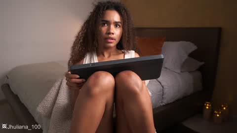 Snapshot of paulacora100 chatting on 10, 1, 2025 Paula online show from 10, 1, 2025