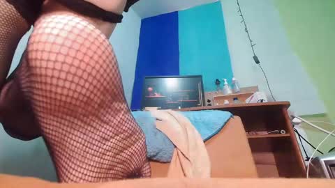 PAULA VALENTINA online show from 25, 12, 2024