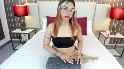 paulette_bustamante online show from 28, 3, 2026