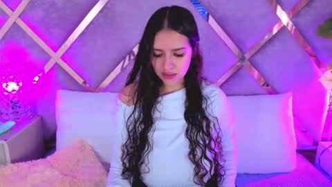 Snapshot of paulette_dupont_ chatting on 19, 12, 2025 paulette_dupont_ online show from 19, 12, 2025