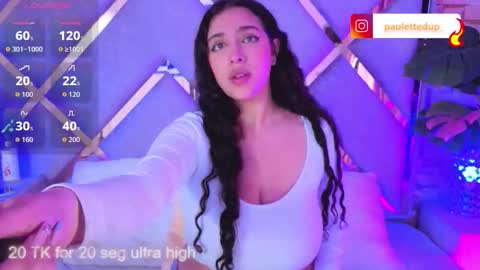 Snapshot of paulette_dupont_ chatting on 6, 1, 2026 paulette_dupont_ online show from 6, 1, 2026